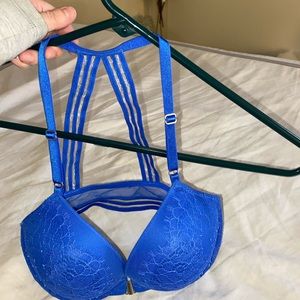 Victoria’s Secret bombshell